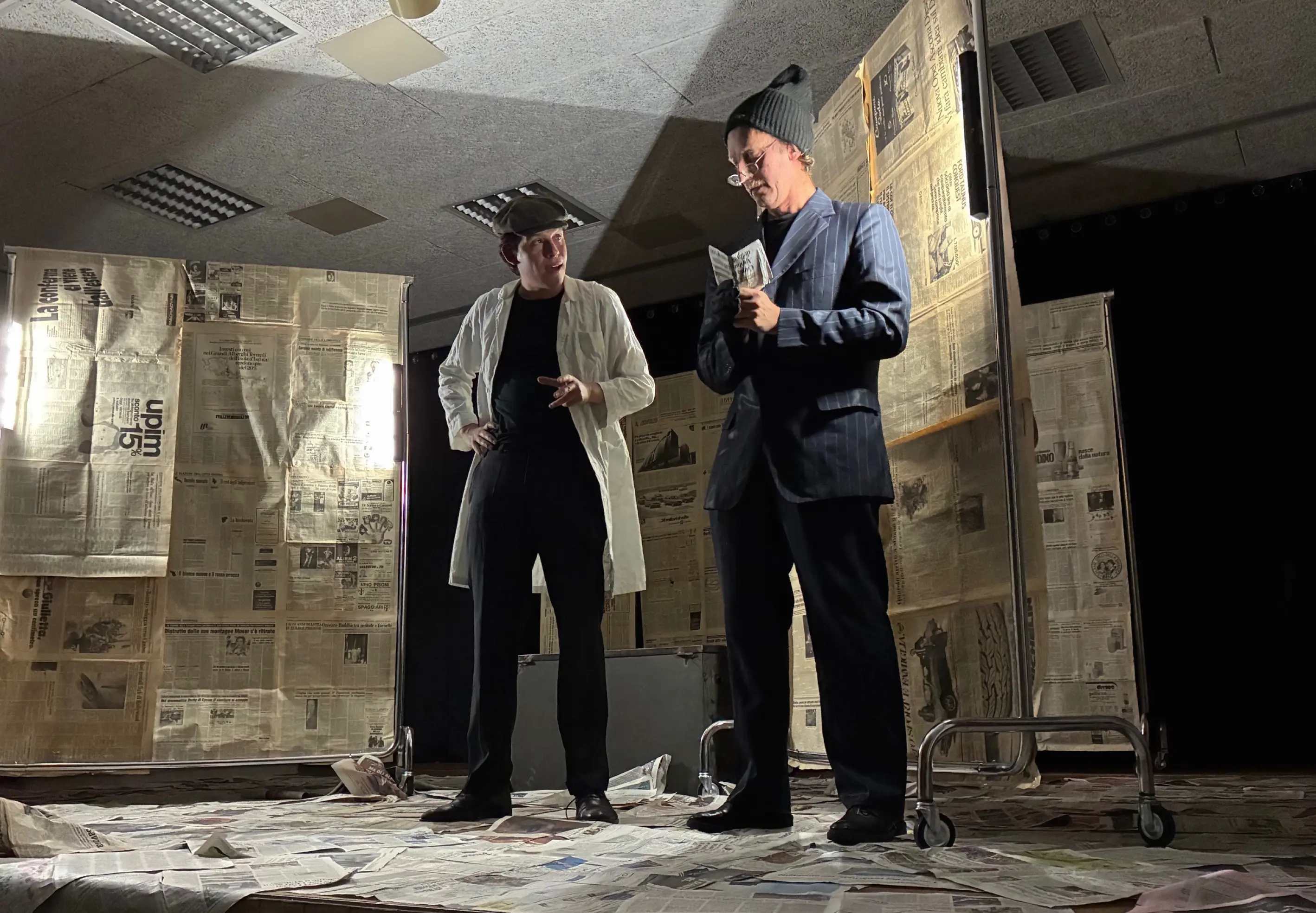 Pietro De Nova e Maurizio Zucchi in scena a Poschiavo con il loro «Nottetempo»